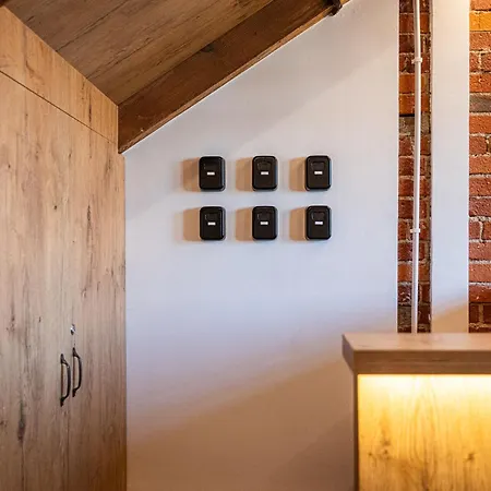 Stara Przepompownia 3*