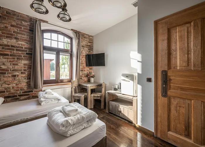 Stara Przepompownia 3*